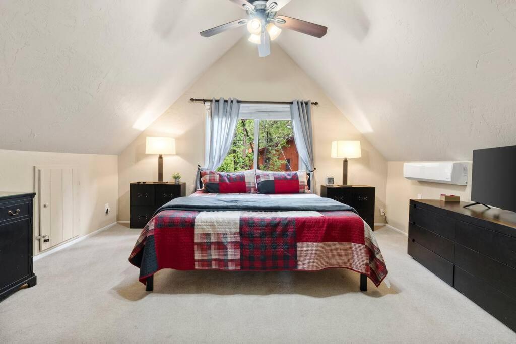 Luxury Cabin Oasis Getaway Heart Of Munds Park Екстер'єр фото